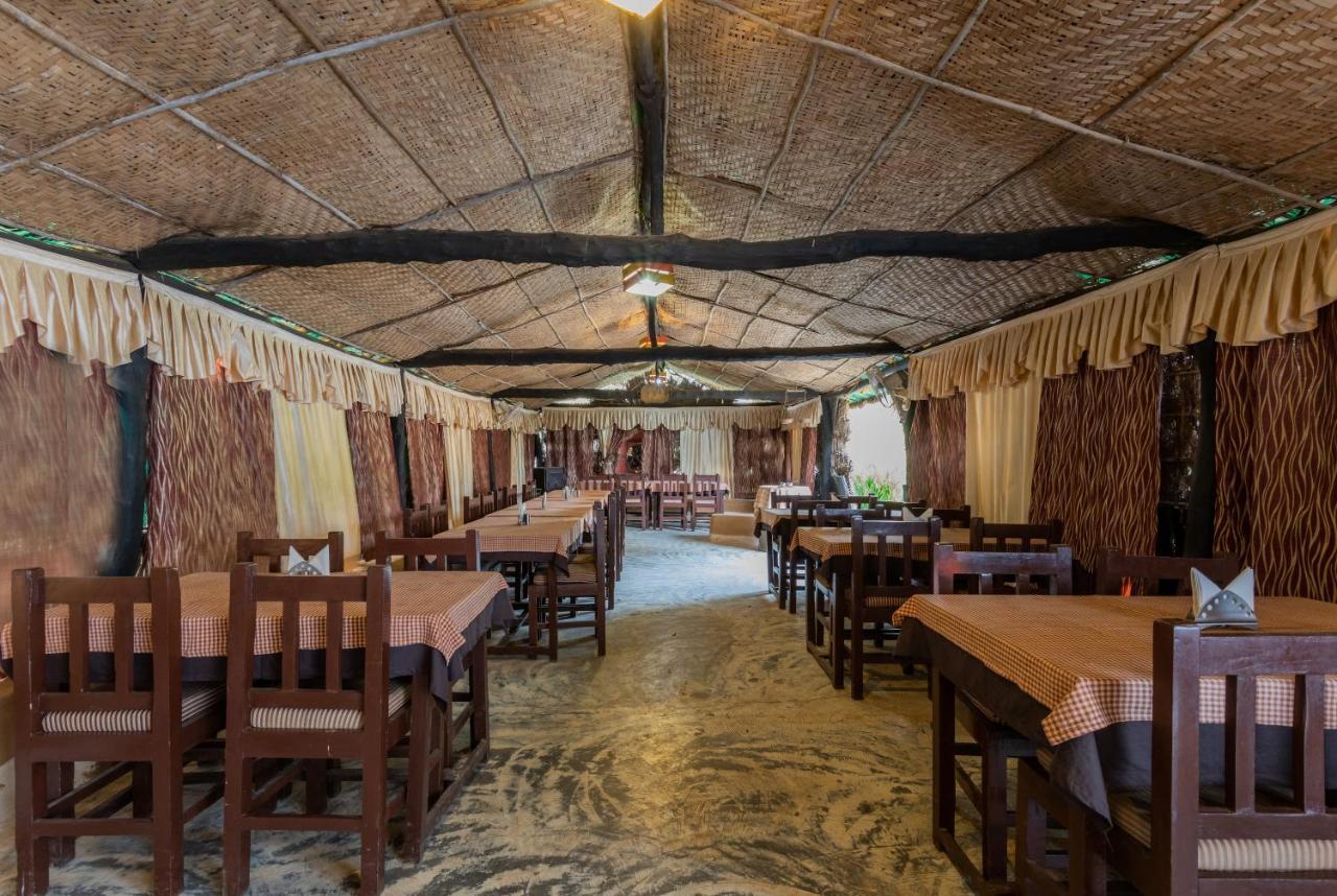 Kanha Village Eco Resort Екстер'єр фото