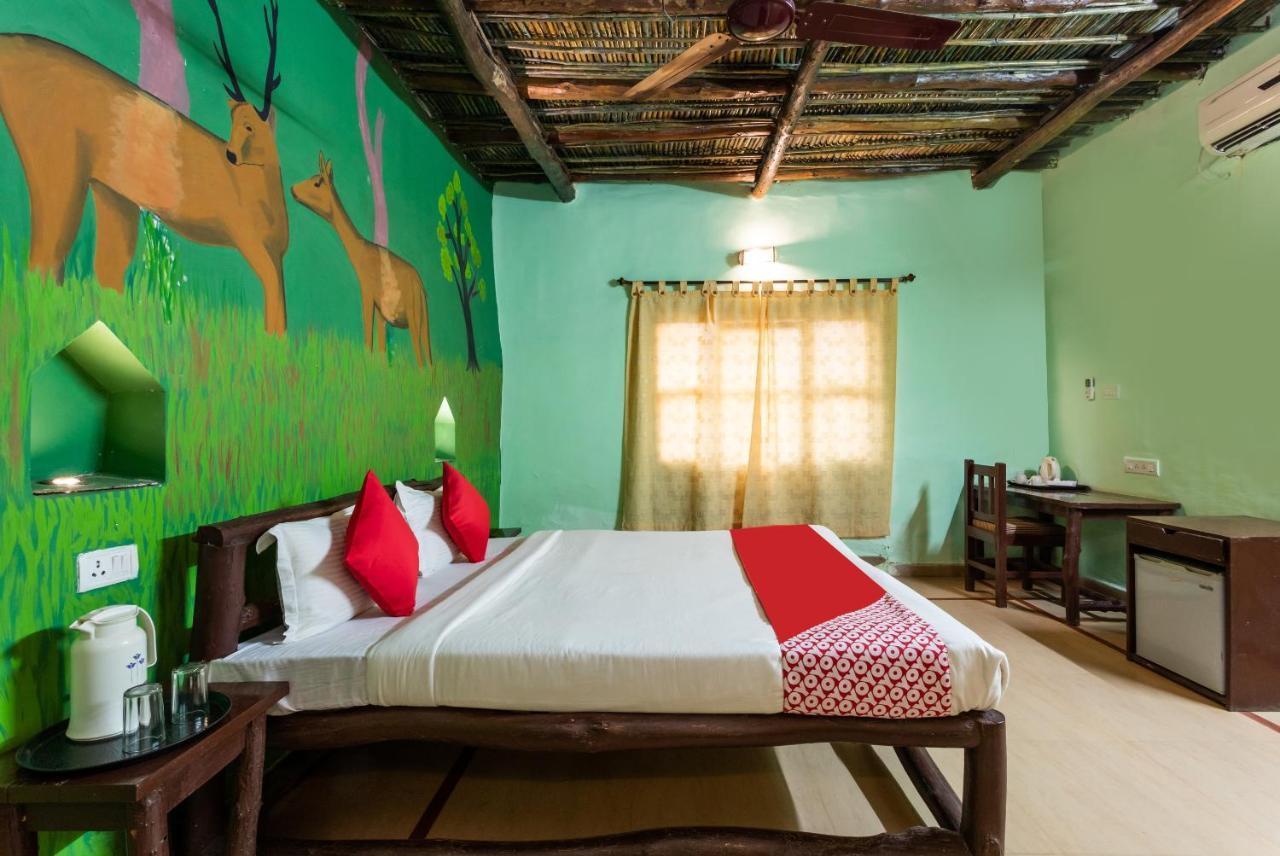 Kanha Village Eco Resort Екстер'єр фото