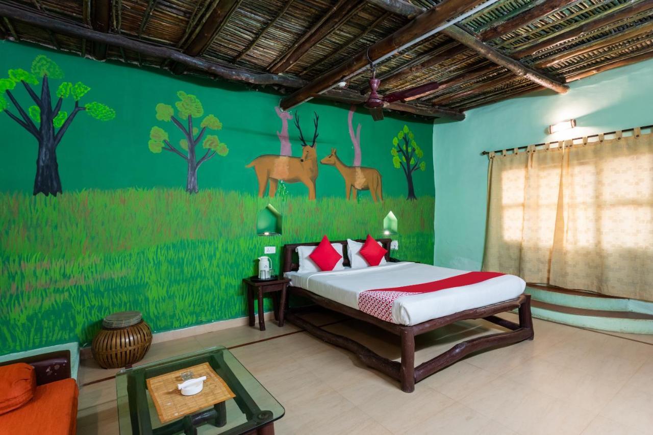Kanha Village Eco Resort Екстер'єр фото