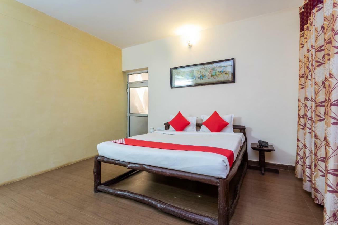 Kanha Village Eco Resort Екстер'єр фото