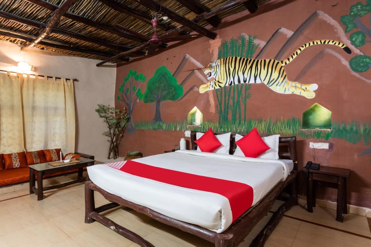 Kanha Village Eco Resort Екстер'єр фото